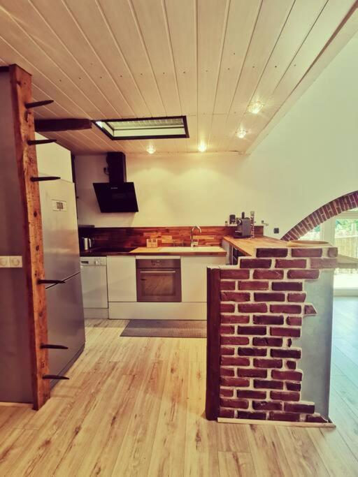 Maison De Village, Jacuzzi, Salle Cinema Valencin Dış mekan fotoğraf