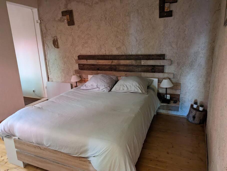 Maison De Village, Jacuzzi, Salle Cinema Valencin Dış mekan fotoğraf