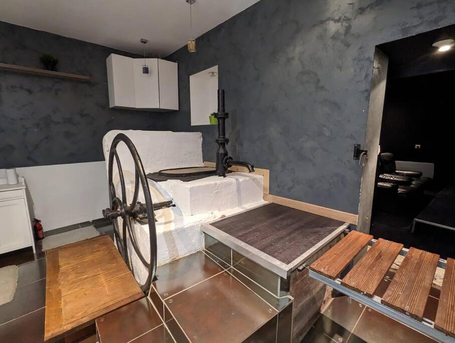 Maison De Village, Jacuzzi, Salle Cinema Valencin Dış mekan fotoğraf